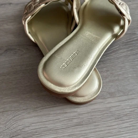 Nordstrom Brand Size 9 Gold Women's Sandals - Size 9 - Picture 4 of 6